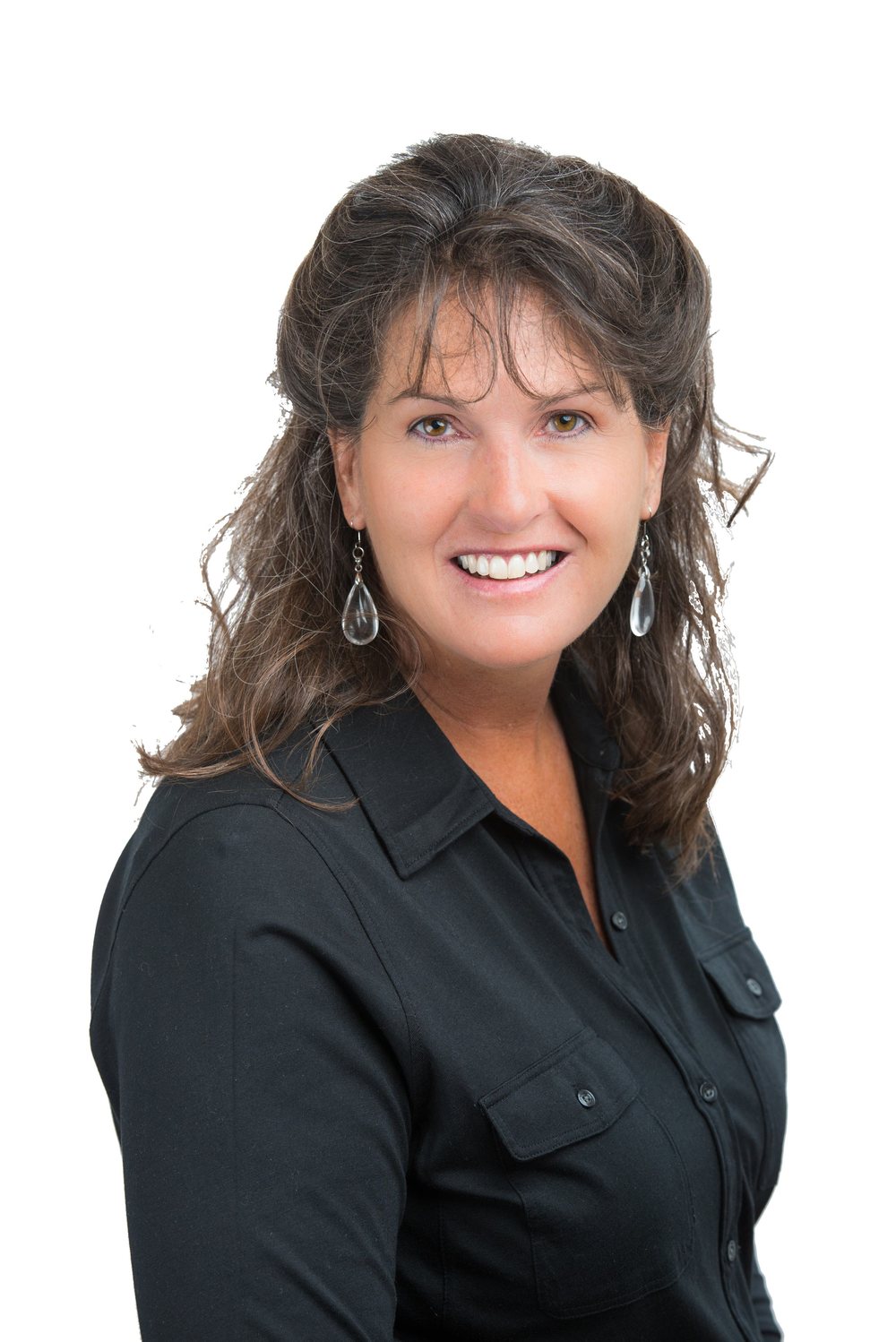 Portrait photograph of Jana Barrett, Real Estate Broker Associate at Bluebird Real Estate